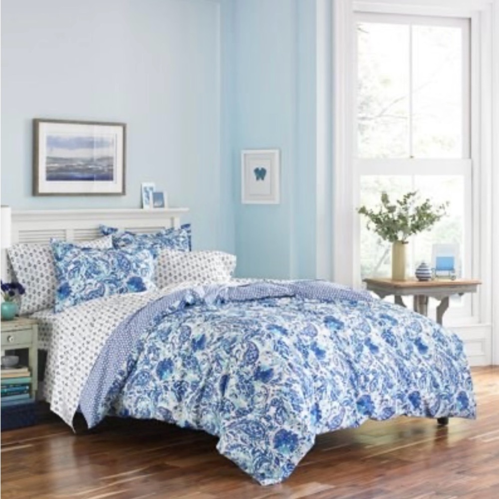 Poppy & Fritz Brooke Cobalt and White Paisley Cotton Duvet Cover Set Blue Twin
